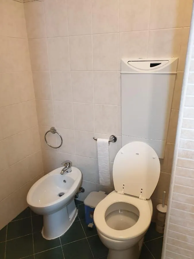 La Casa Di Tella - Portopaglia Free Wifi - Free Parking Gonnesa 0*,  Italien